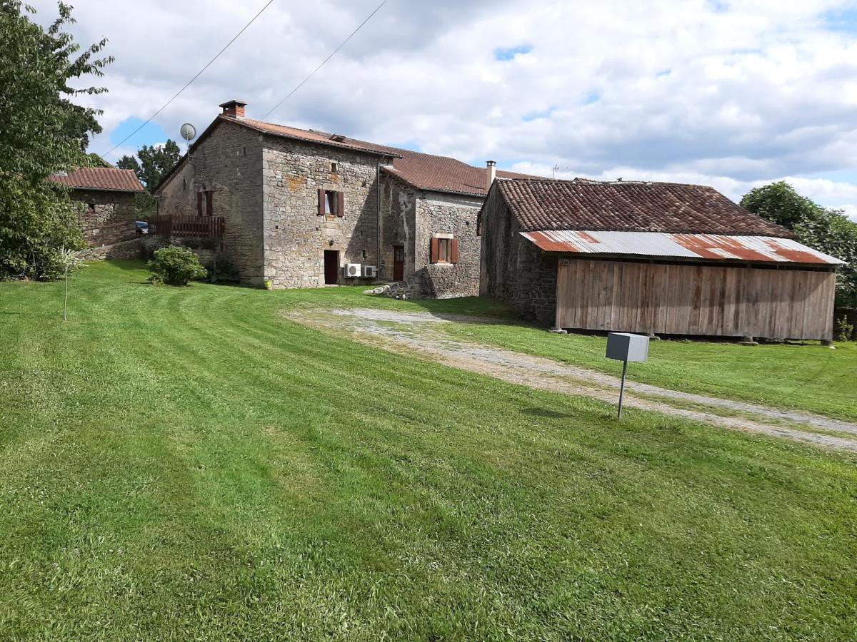 Au Coeur De Mauchat, Pour Une Escapade Romantique Bed & Breakfast Saint-Martin-de-Fressengeas Exterior photo